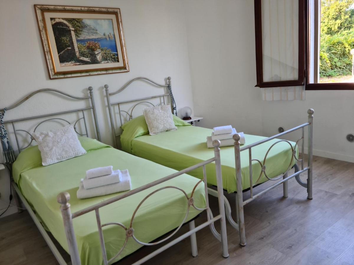 Casa Vacanze 'Sa Corbula' Porto Columbu - Perd'E Sali Kültér fotó